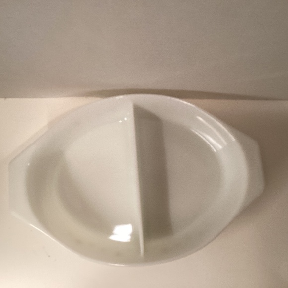 Pyrex Vintage 1959 Promotional ‘Constellations’ Divided Dish w/Cover - Picture 5 of 6